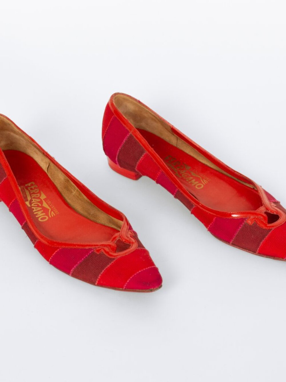 Vintage Ferragamo Red Ribbon Striped Flats - Size 5.5 - Picture 3 of 7